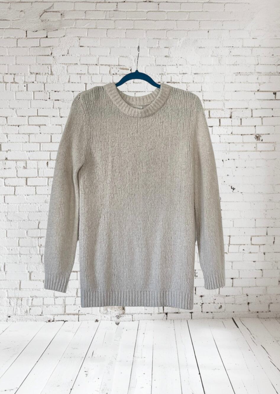 Treasure & Bond Women's Ivory Crewneck Pullover Sweater Medium